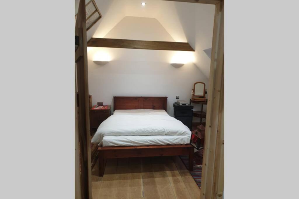 Traditional Coach House In Rural Private Estate.